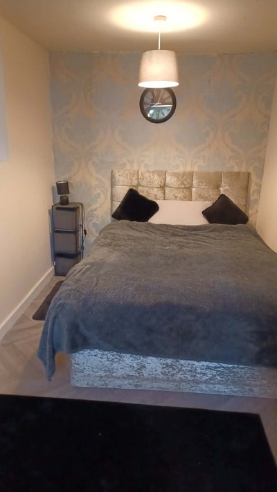 Double en-suite room near Hanwood, Shrewsbury  Main Photo