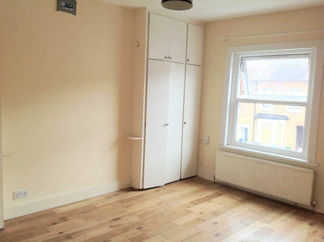 Room in a Shared House, Waverley Road, SE18 Main Photo