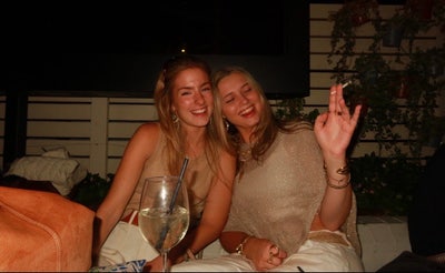 Finding female roommates to create 4-6 household! Main Photo