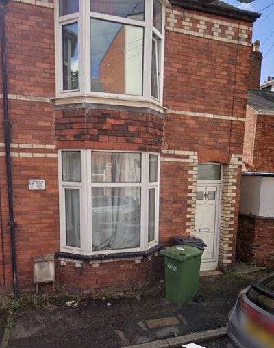 1 bedroom available  Main Photo