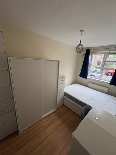 Room for rent Wandsworth  Main Photo