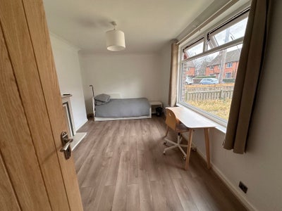 2 Room Available | Near City Centre | &pound;500pcm Main Photo