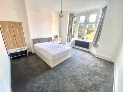 Large room close to Centre/LRI in aylestone  Main Photo