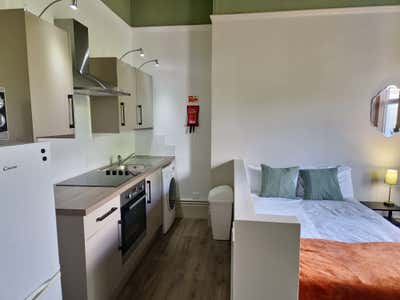 Single/Couple Stay near work- Now in Reduced price Main Photo