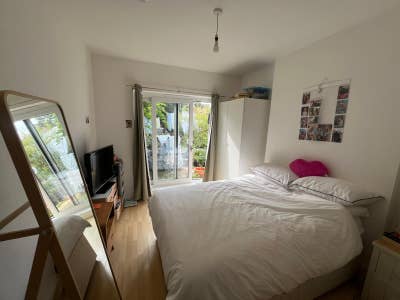 Room in community-minded household, Leytonstone Main Photo