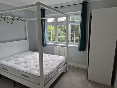 Bright double room Main Photo