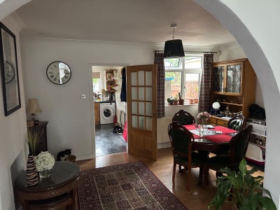 One small double bedroom + one office room   Main Photo