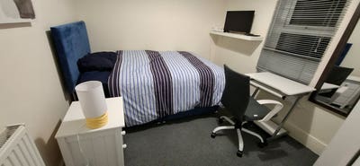 Nice double room in a quiet location Main Photo