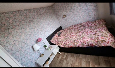 Spacious Double Bedroom Main Photo