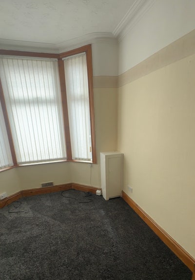 2 double rooms available  Main Photo