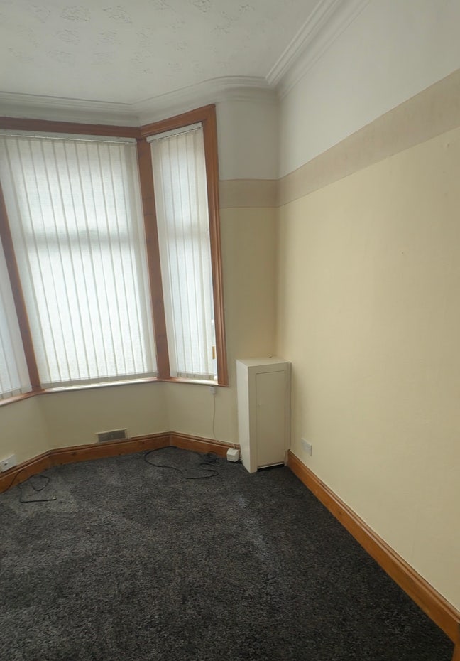 2 double rooms available  Main Photo