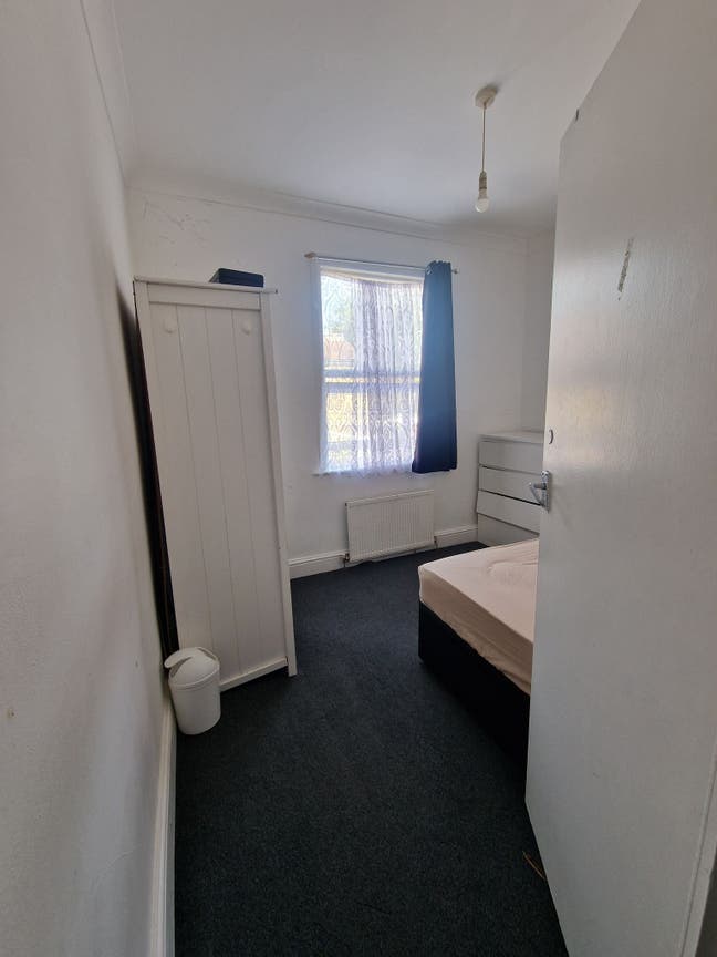 Double Room &pound;600 Inc Bills – Couples Welcome Main Photo
