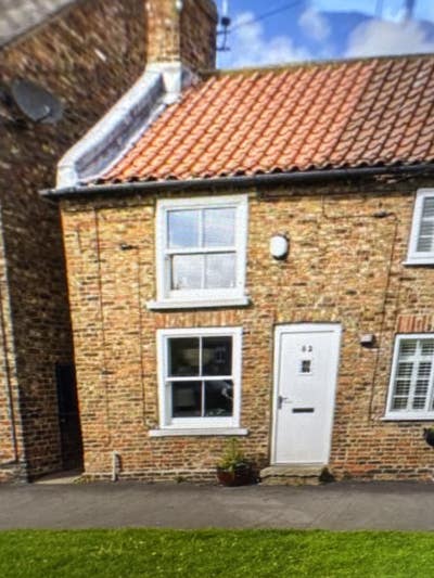Double bedroom in sought after area in Haxby Main Photo