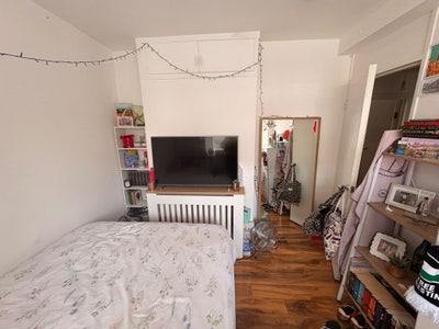Double Room in friendly house!  Main Photo