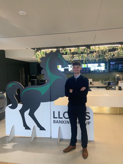 Young Professional Looking For Room in Manchester Main Photo