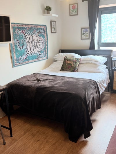 Flexible double bedroom rental - INC Main Photo