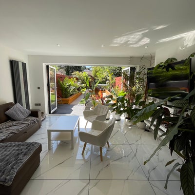 Large double room to rent bills included  Main Photo