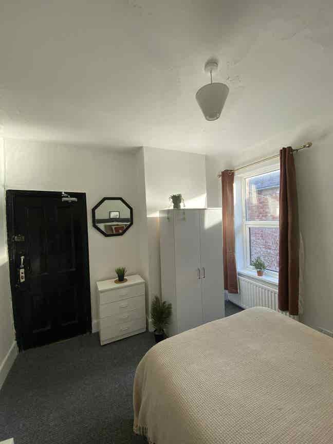 Double Room Rothbury Terrace Heaton Main Photo