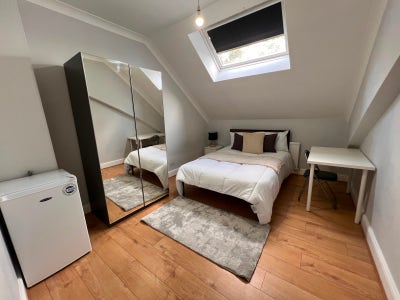 Lovely Rooms in Kensal Rise All Inclusive Main Photo