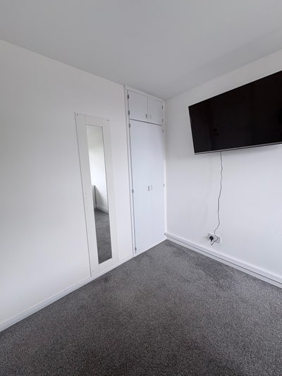 Spacious Single Room for rent  Main Photo