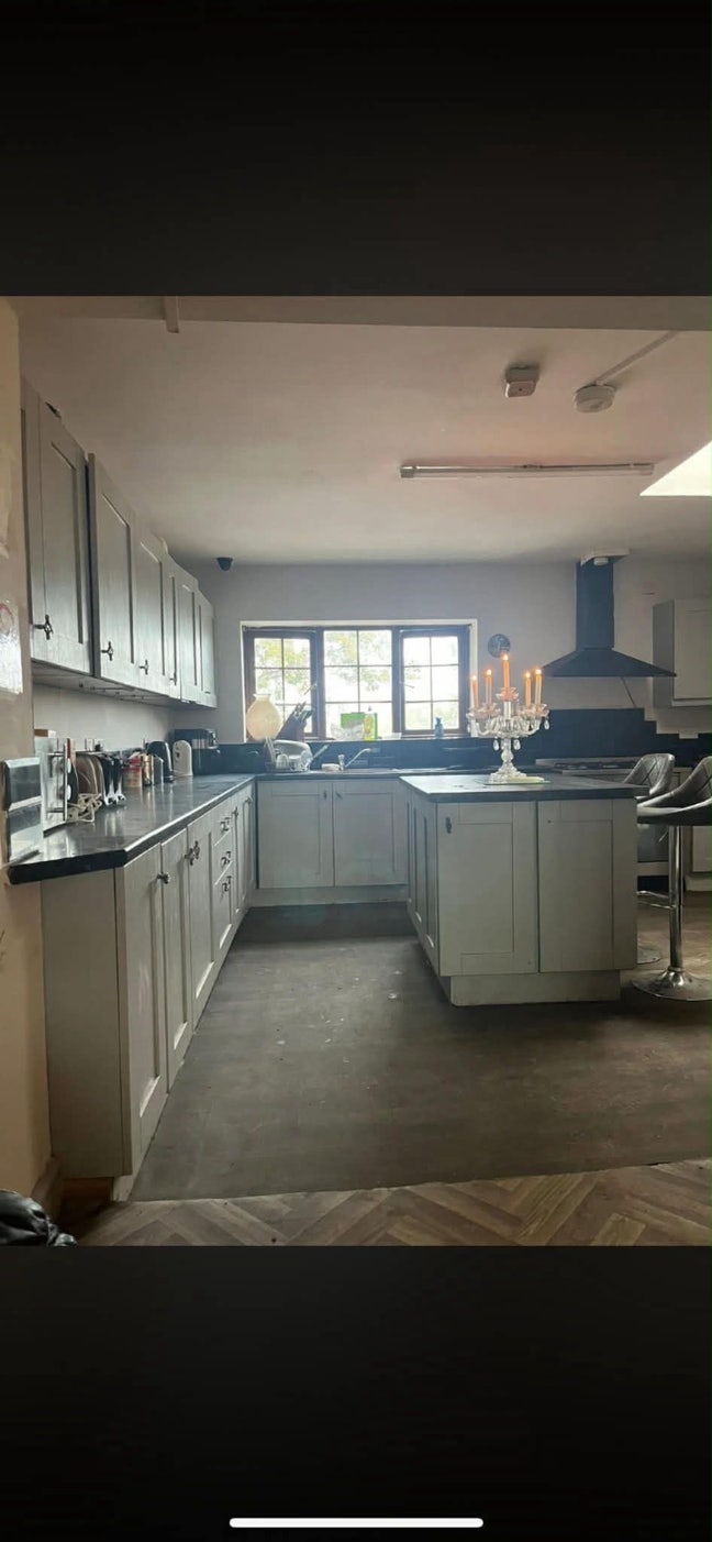 Double en-suite room near Hanwood, Shrewsbury  Main Photo