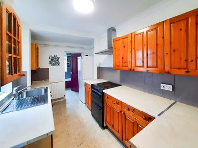 Room Short Let  -Tunbridge Wells Main Photo