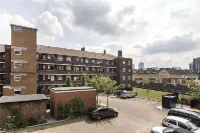 Amazing 4 Bedroom Flat In Stepney Main Photo