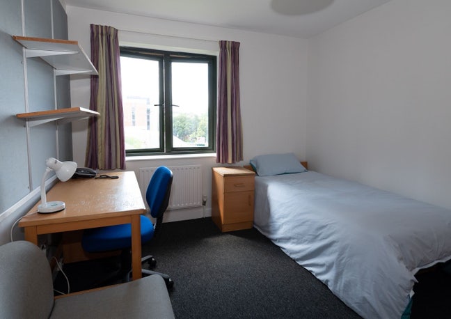 Brighthelm 21 Room 1 (University of Sussex Accom) Main Photo
