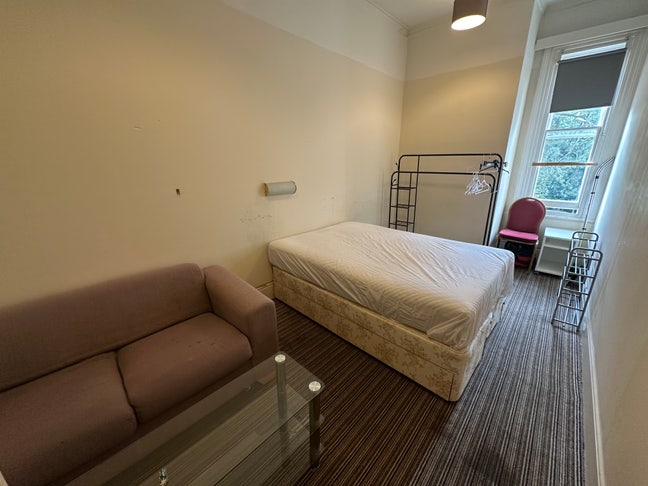 Large double Ensuite room Main Photo