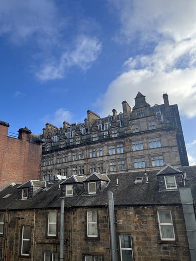 Beautiful Glasgow City Centre flat available 27Jun Main Photo