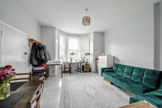  Furnished 1 bed flat for short or mid term let Main Photo