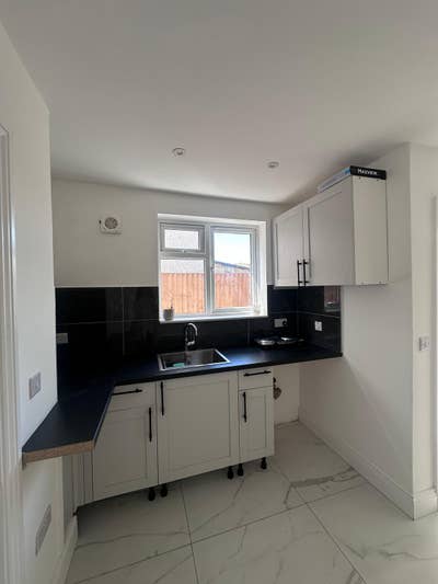 *Studio Available* Main Photo