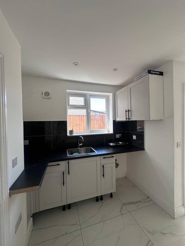 *Studio Available* Main Photo