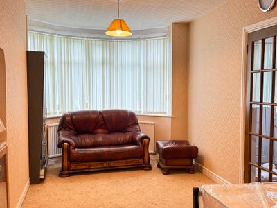 Very Spacious Double Room Main Photo