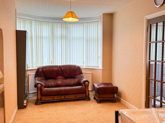 Very Spacious Double Room Main Photo
