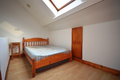 1 Bedroom Maisonette - E1 Main Photo