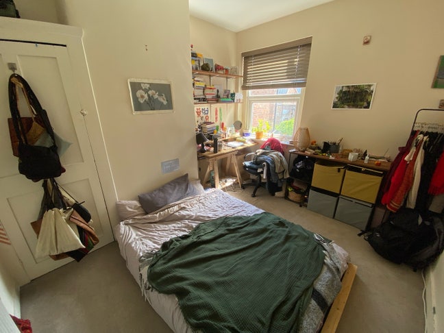 June Sublet - lovely room in Manor House/Harringey Main Photo