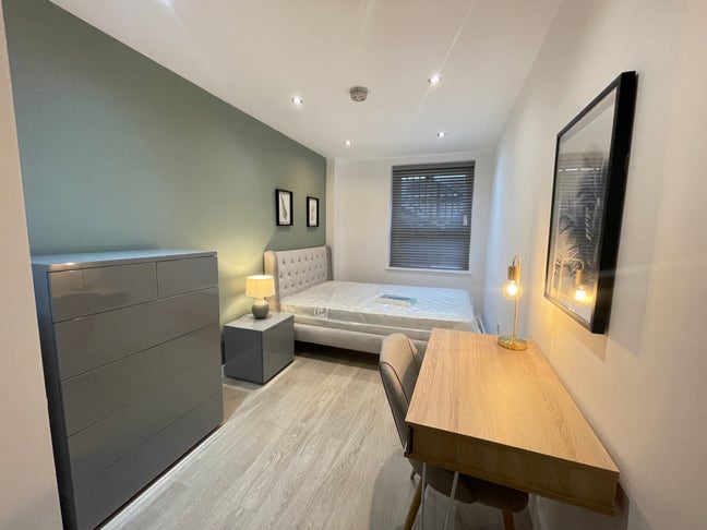 🏡 Stunning Furnished En-Suite Room Main Photo