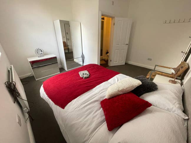 ⭐Stunning En-Suite Room Available!⭐ Main Photo