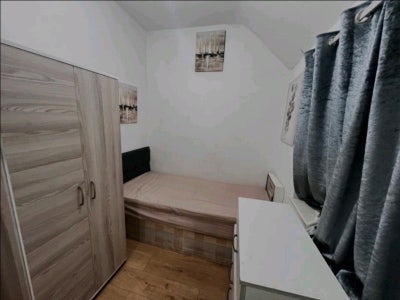 ✨🛏️ Single Room to Let in - Neasden Main Photo