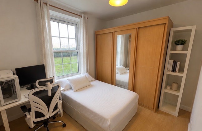 Bright Double Room Deptford/ Greenwich  Main Photo