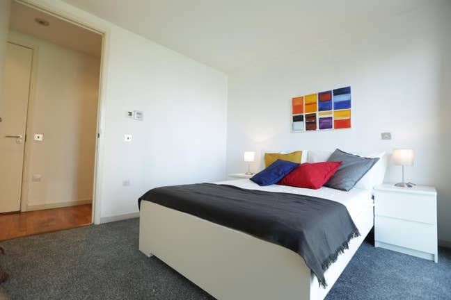 *Canary Wharf**Luxury/ Double Bedroom+Spa+Gym+Swim Main Photo