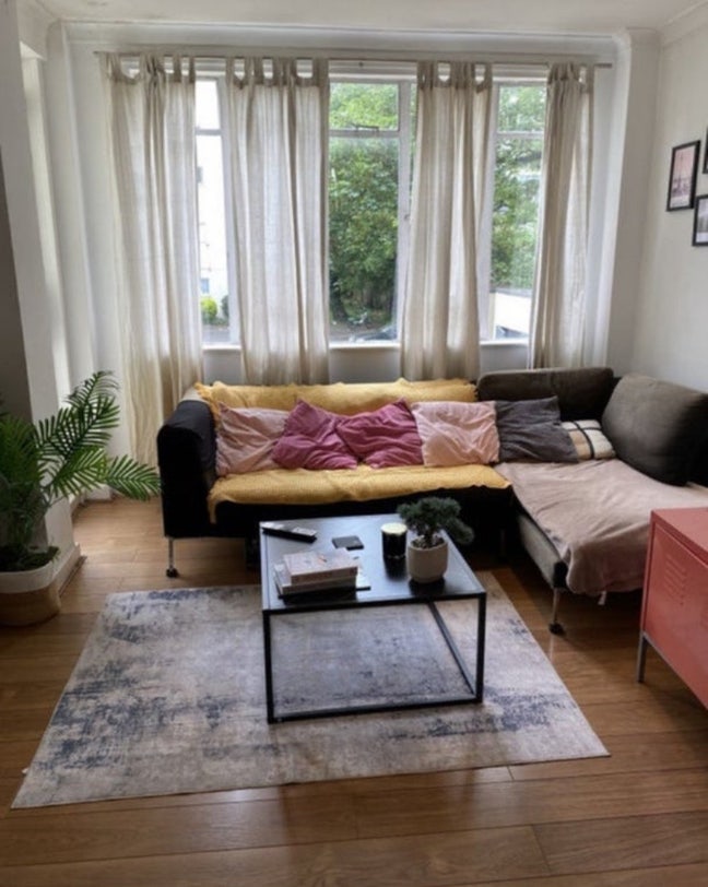 ***Bright Double Room*** No deposit*** Main Photo