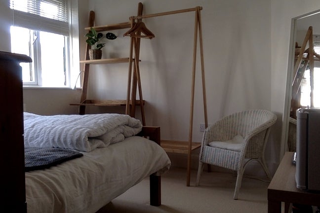 Simple room in quiet house Main Photo