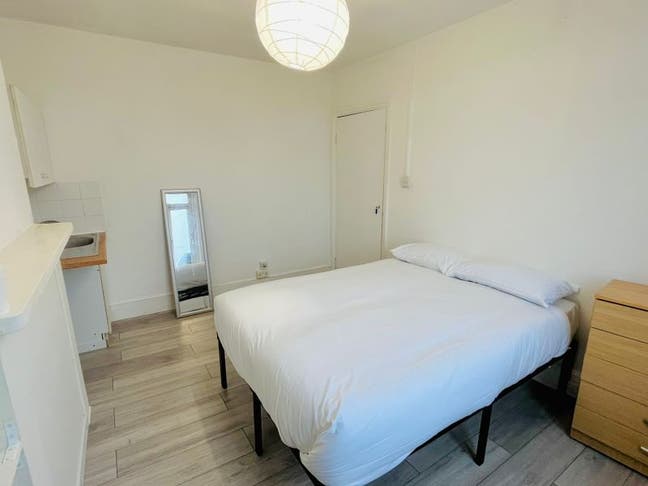 Furnished 2X Rooms in Kilburn Bills Incl!  Main Photo