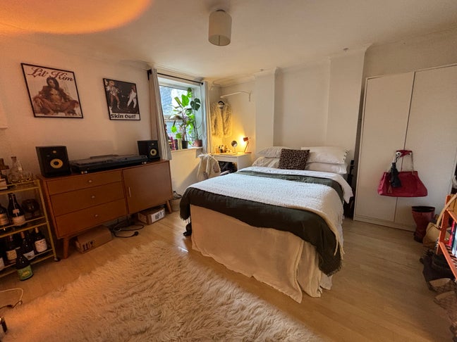 Room available in the heart of Hackney Main Photo