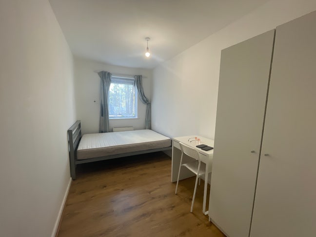 Double Room near Mile End/Devons Road Main Photo