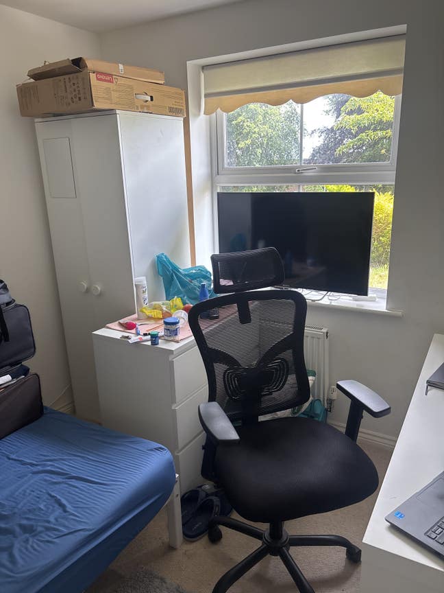 Single room for rent  in exeter with food Main Photo