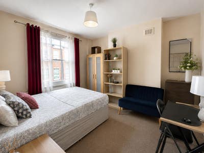 Bright double room Archway, Holloway, Bills incl Main Photo