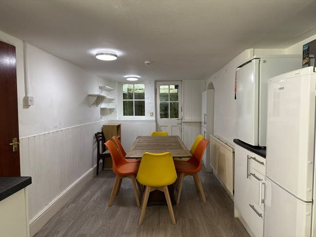 Short-Term Rooms Available in Jericho Main Photo